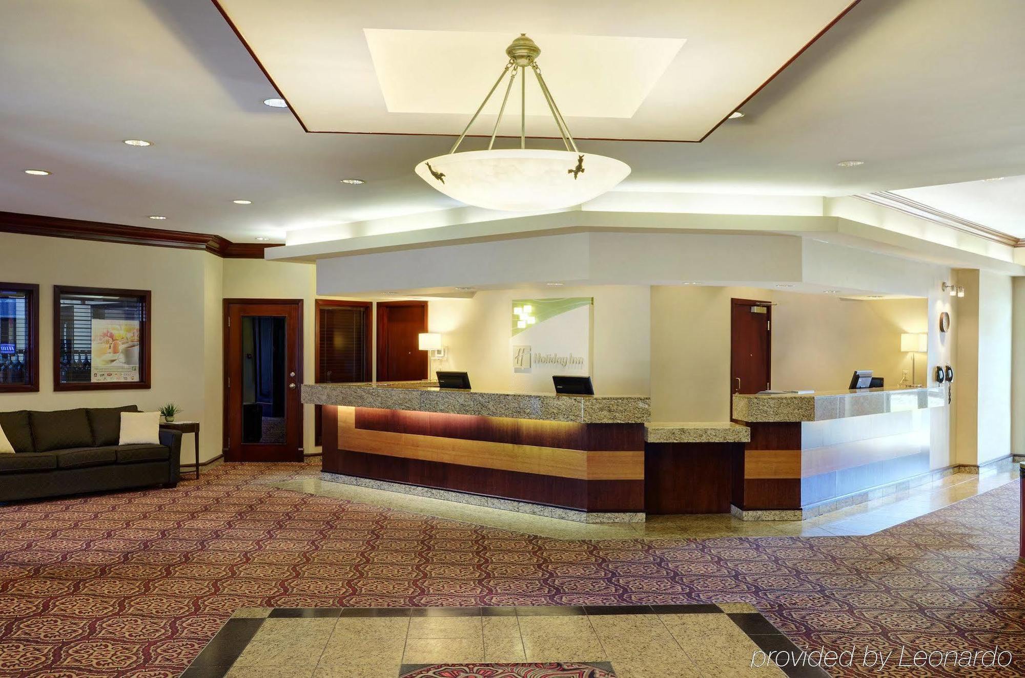 Holiday Inn Conference Centre Edmonton South By Ihg Ngoại thất bức ảnh