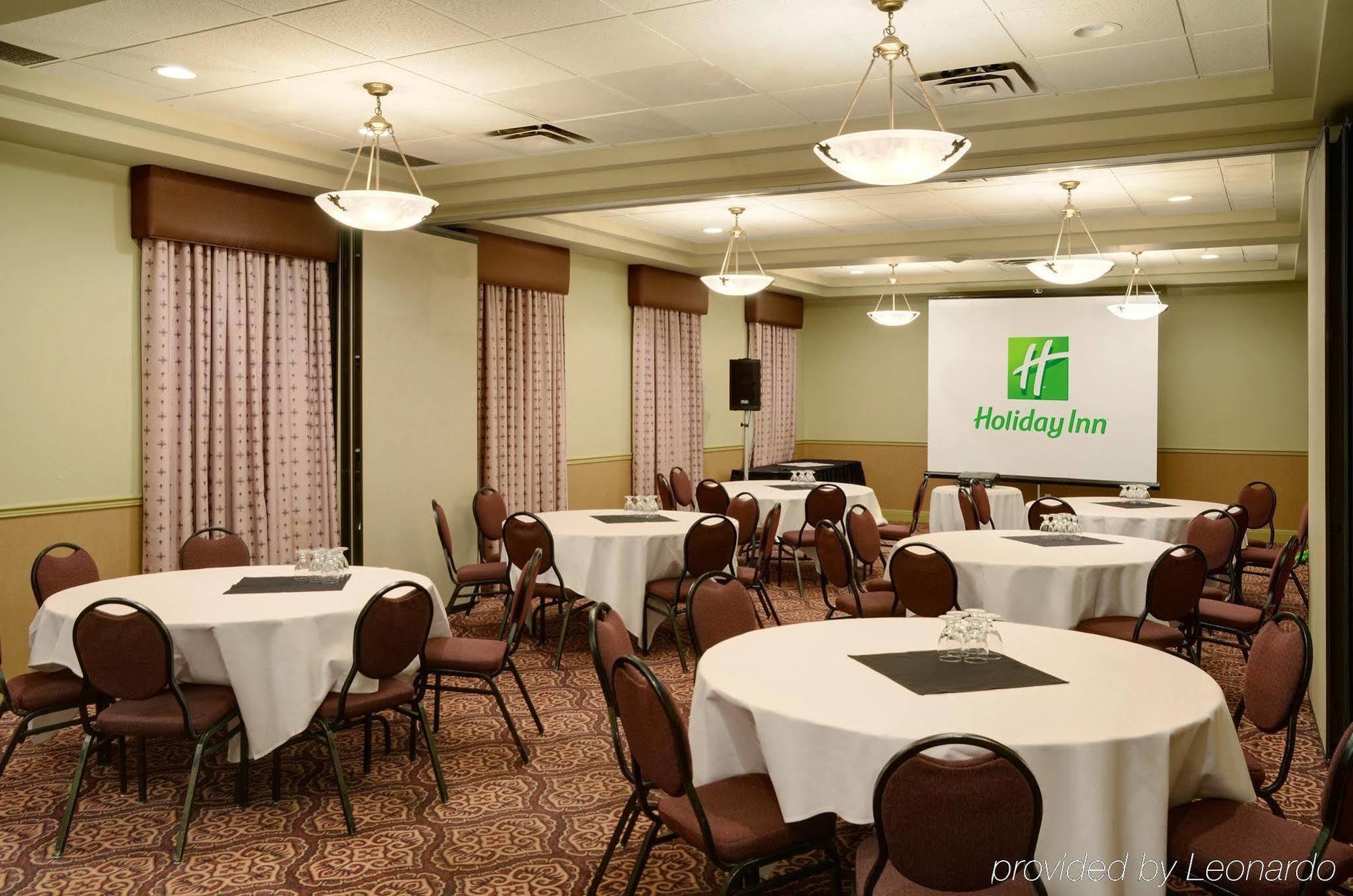 Holiday Inn Conference Centre Edmonton South By Ihg Ngoại thất bức ảnh